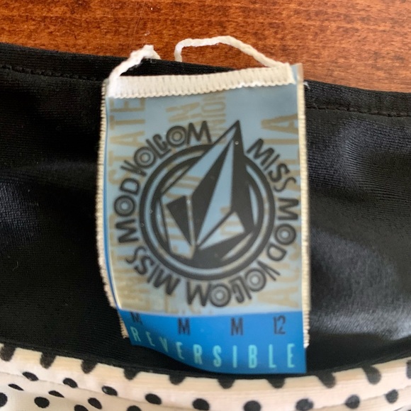 Volcom Reversible String Bikini Bottom - Picture 5 of 5